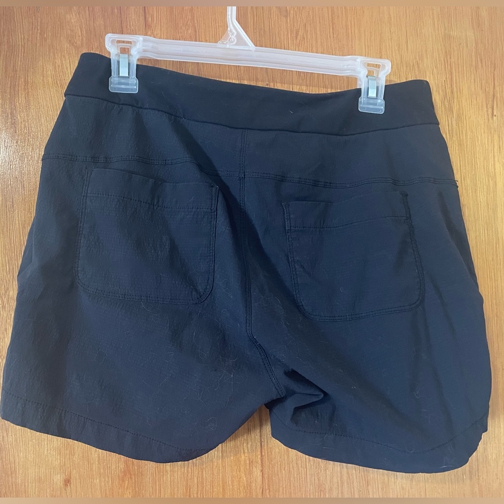 Athleta Black Shorts Women size 8 - Picture 2 of 9